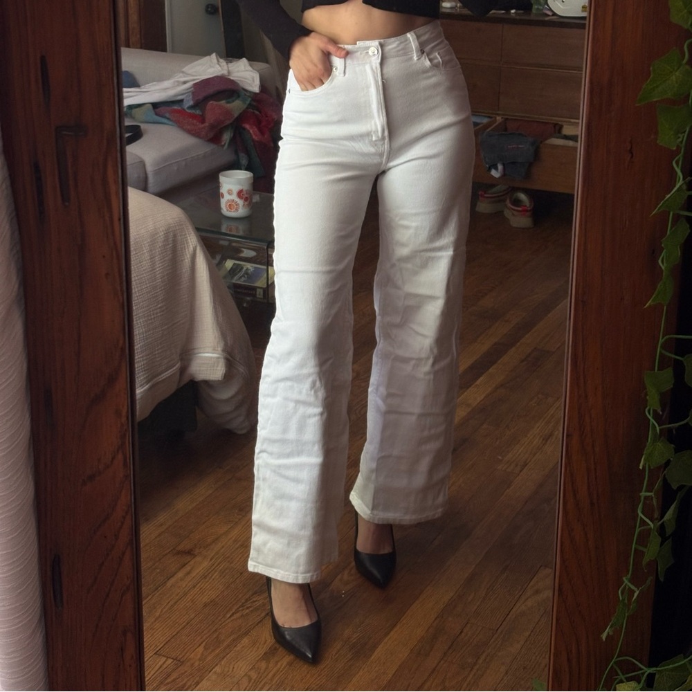 White High-Rise Straight-Leg Jeans